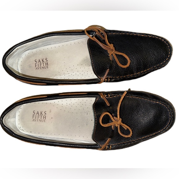 Saks Fifth Avenue Driving Loafer Black Leather W/Brown stitching “Tanga” SZ 10M main image 5